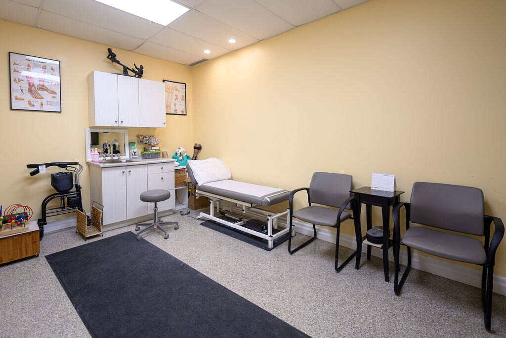 Custom Orthotics of London clinic room